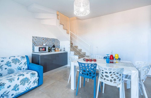 Pachino Apartment | Apartment 'I Due Mori Marzamemi' with Sea View, Wi-Fi and Air Conditioning