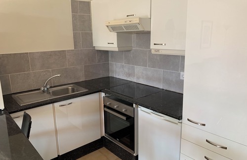 San Miguel de Abona Apartment | Apartment In A Quiet, Secure Complex Close To Amenties with superfast FREE Wifi