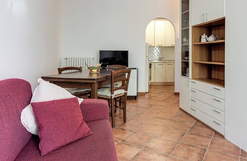 Giugnano Apartment | Apartment 'Il Nido Toscano' with Mountain View, Private Terrace and Private Garden