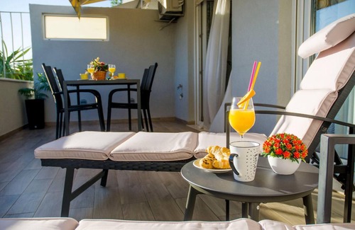 Znjan House | Apartment in Žnjan