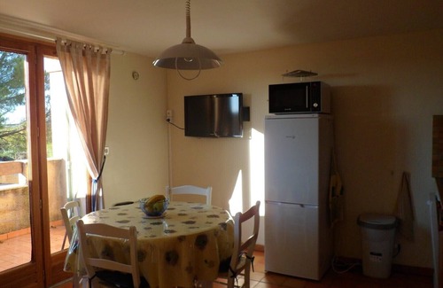 Vaison-la-Romaine Apartment | APARTMENT IN A SMALL RESIDENCE IN THE COUNTRY NEAR VAISON LA ROMAINE