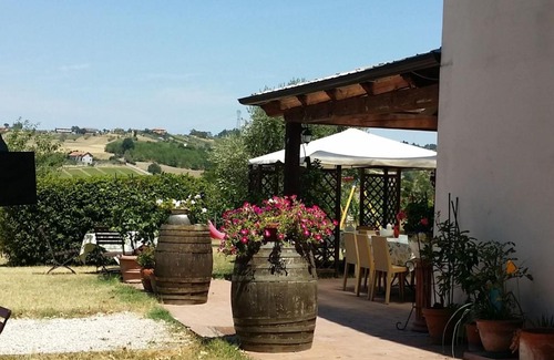 Gemmano Apartment | Apartment in a winery in the countryside with pool and breathtaking view