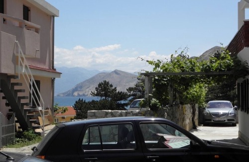 Baska Apartment | Apartment in Baška with Terrace, Air condition, WIFI, Washing machine (863-3)