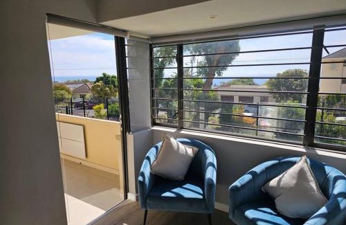 Camps Bay Apartment | Apartment in Camps Bay