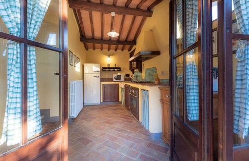 Simignano Cottage | Apartment in Chianti with pool ID 455