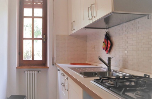 Fosdinovo Apartment | Apartment in family cottage with Seaview & garden