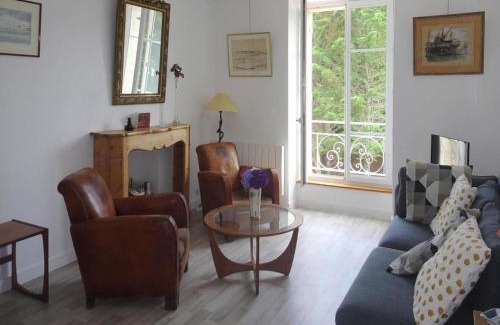 Beg-Meil Apartment | Apartment in Fouesnant by Sandy Cove