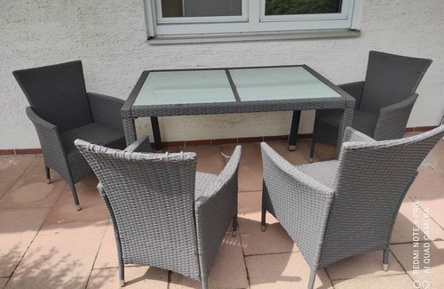 Voehringen Apartment | Apartment in green location, A7, near bathing lake with beach bar, Legoland