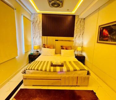 Lahore Apartment | Apartment In Lahore by The Royal Escape