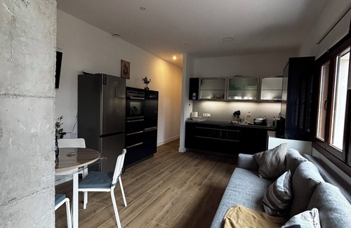 Laredo Apartment | Apartment in Laredo, 5 minutes walking distance to the beach and with terrace