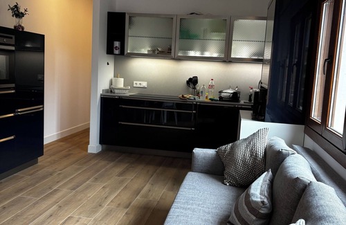 Laredo Apartment | Apartment in Laredo, 5 minutes walking distance to the beach and with terrace