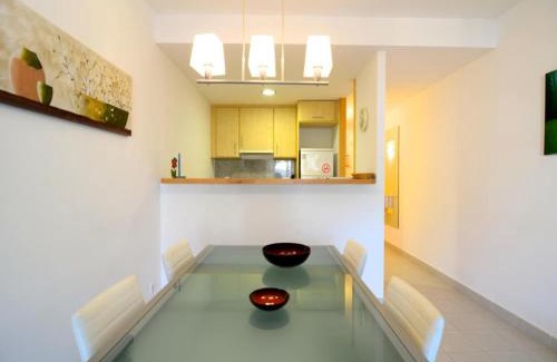 L'Escala Apartment | Apartment in Lescala near Golden Beaches