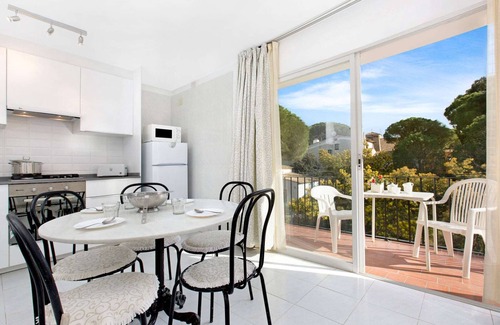 Llafranc Apartment | Apartment in Llafranc near Sandy Beach