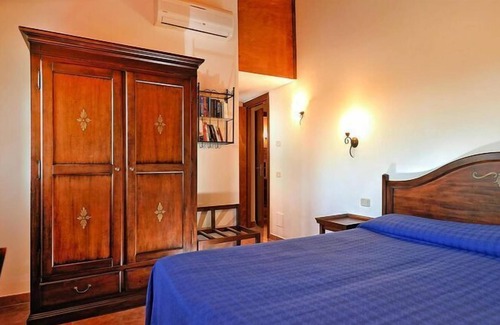 Magliano in Toscana Apartment | Apartment in Magliano with shower