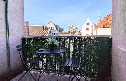 Nieuwmarkt en Lastage Apartment | Apartment in Amsterdam City Center