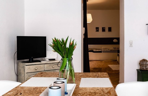 Friedrichshain Apartment | Apartment in one of the most fashionable districts of Berlin: Friedrichshain.