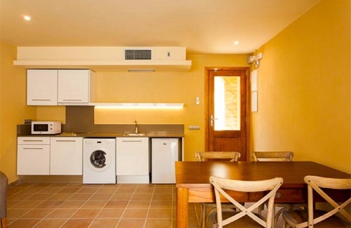 Pals House | Apartment in Pals near El Pedró & Beach
