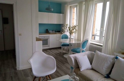 Perros-Guirec Apartment | Apartment in Perros-Guirec town center sleeps 4