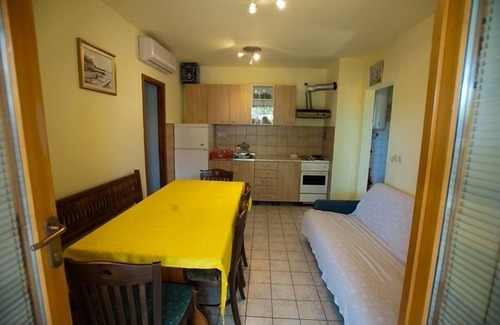 Povile Apartment | Apartment in Povile with Terrace, Air condition, WIFI, Washing machine (3542-1)