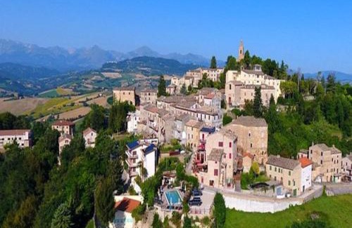 Montelparo Apartment | Apartment in Residence La Ginestra in Montelparo