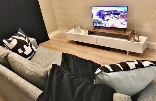 Greater Johannesburg Metropolitan Area Apartment | Apartment in Sandton