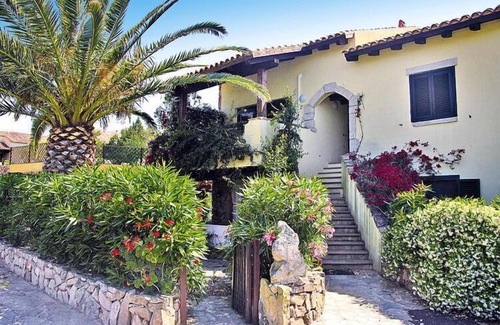 Porto Rotondo Apartment | Apartment in Sardinian Style with Pool