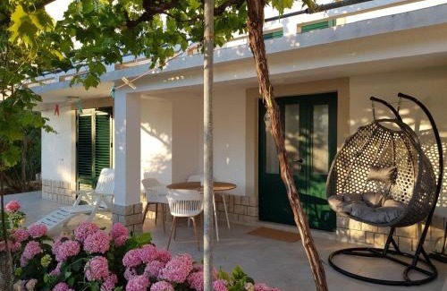 Rab Town Apartment | Apartment in Supetarska Draga with sea view, terrace, air conditioning, WiFi 4552-6