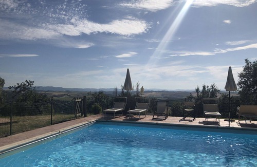 Trequanda Apartment | Apartment in Trequanda with 3 bedrooms sleeps 6