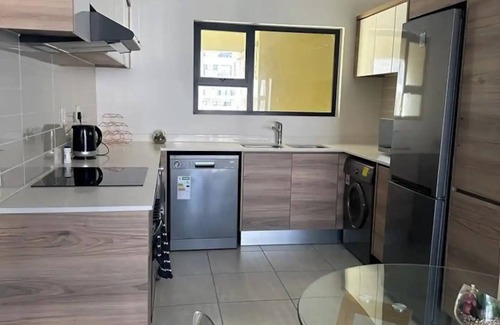 Greater Johannesburg Metropolitan Area Apartment | Apartment in Waterfall