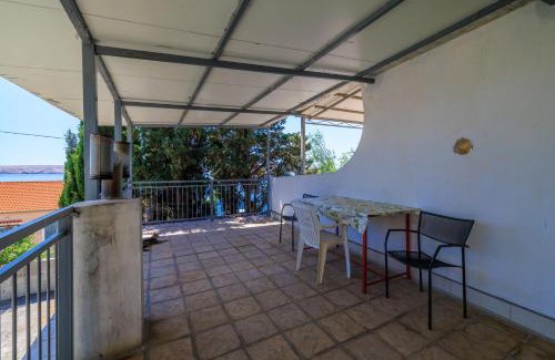 Baric Draga Apartment | Apartment Irmica