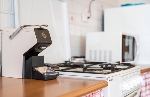 Le Piazze Apartment | Apartment 'Lola' with Mountain View and Wi-Fi