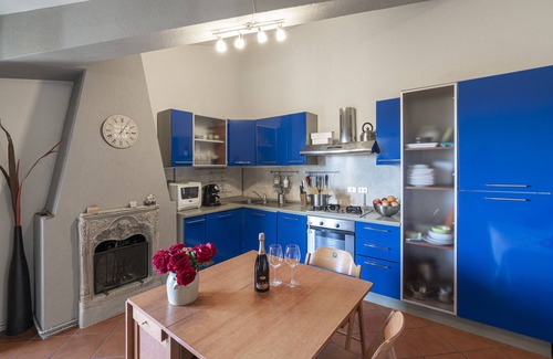 San Felice del Benaco Apartment | Apartment Agata old town/Apartment Agata in the center