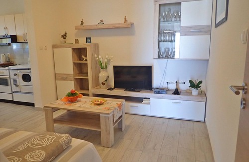 Baric Draga Apartment | Apartment Jela-on the seafront (58491-A1) - Tribanj - Obicaj
