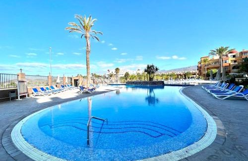 San Miguel de Abona Apartment | Apartment Junior suite, with heated pool, Wifi, close to beach