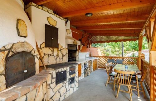 Fonyodliget Apartment | Apartment Kaldi by Interhome