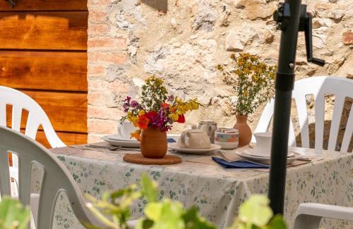 Montieri Apartment | Apartment La Casa Antica by Interhome