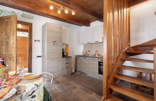 Gignod Apartment | Apartment 'La Casa Di Alice' with Mountain View, Private Garden and Wi-Fi