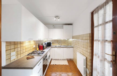 Loano Apartment | Apartment 'La Casa Di Carlotta' with Private Terrace, Wi-Fi and Air Conditioning