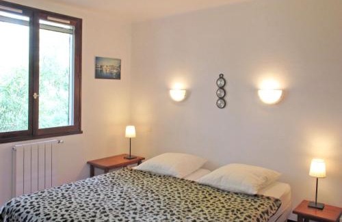 Le Brusc Apartment | Apartment La Cigale by Interhome