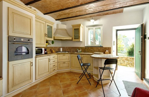 Recco Apartment | Apartment "La Melanina" with Mountain View, Private Terraces & Wi-Fi