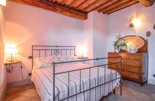 Poggiarello Apartment | Apartment La Tinaia by Interhome