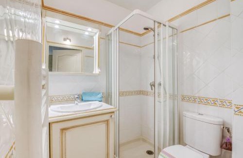 La Mole Apartment | Apartment Le Clos des Vignes by Interhome