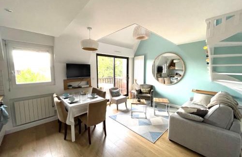 Tourgeville Apartment | Apartment Le Fairway-5 by Interhome