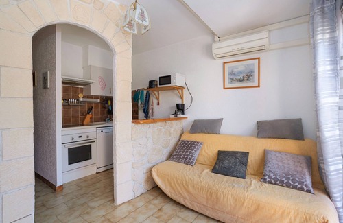 Port-la-Nouvelle Apartment | Apartment 'Le Mieukerien - Réserve Africaine'