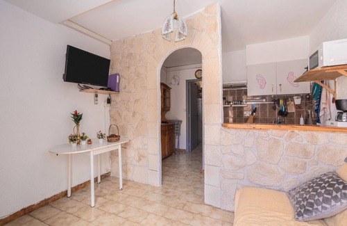 Port-la-Nouvelle Apartment | Apartment 'Le Mieukerien - Réserve Africaine'