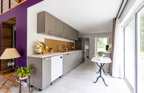 Queyrac Apartment | Apartment 'Le Panoramique Du Lac D'isachris' with Lake View