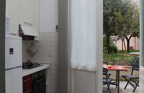 San Lorenzo Apartment | Apartment "Leonardo' - The garden in the heart of Florence