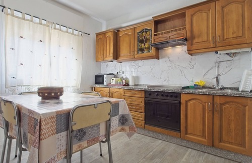 Carballeda de Valdeorras Apartment | Apartment 'Leopoldo II' with Mountain Views, Outdoor Pool and Wi-Fi