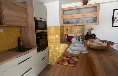 Orcieres Apartment | Apartment 'Les Ratiers' with Mountain View and Shared Garden
