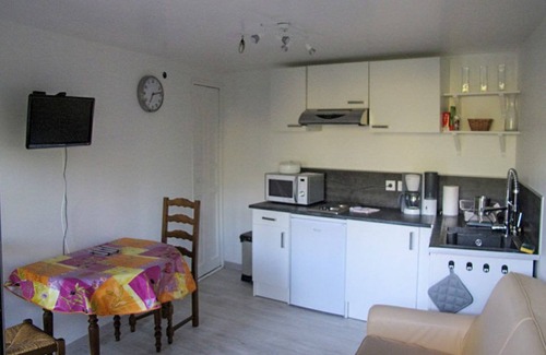 Serres Apartment | Apartment located between lake and mountains north of Sisteron